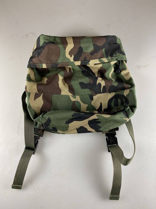 Mochila militar pequena