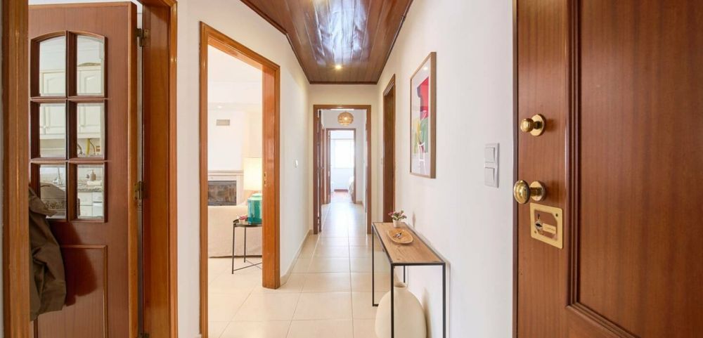 Quarto com despesas incluídas, TV, etc.