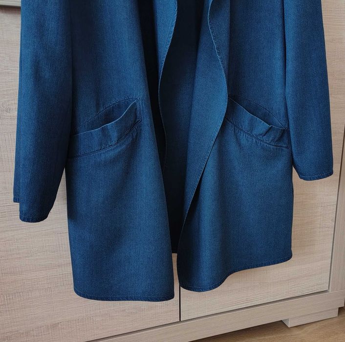 Narzutka - Żakiet jeans H&M, rozm 38, kolor Niebieski.
