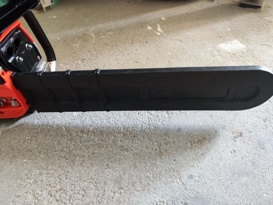 Vendo motoserra como novo