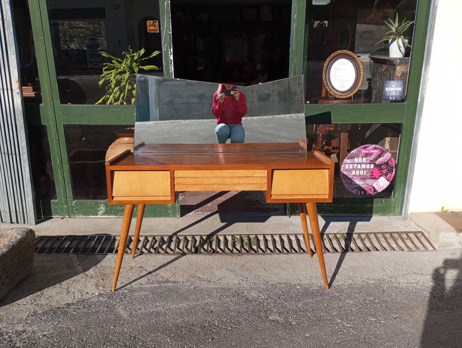 Toucador vintage com banco anos 60/70