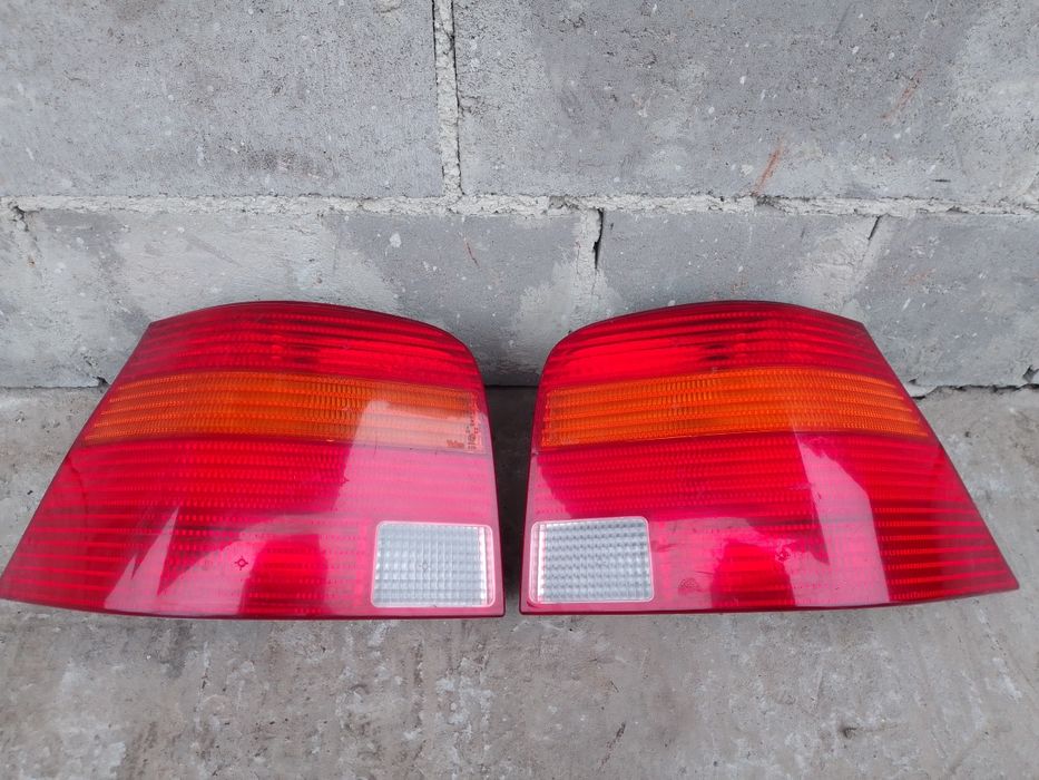 Задні фонарі стопи VW Golf 4