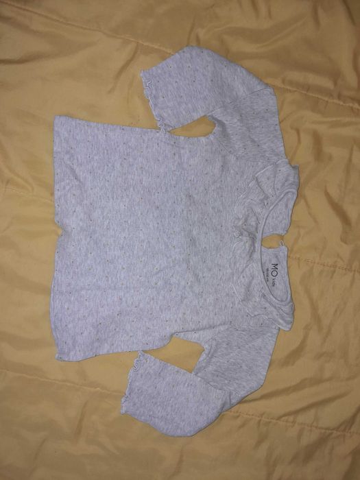 Pack tudo 5€ vestido, blusas básicas e pijamas