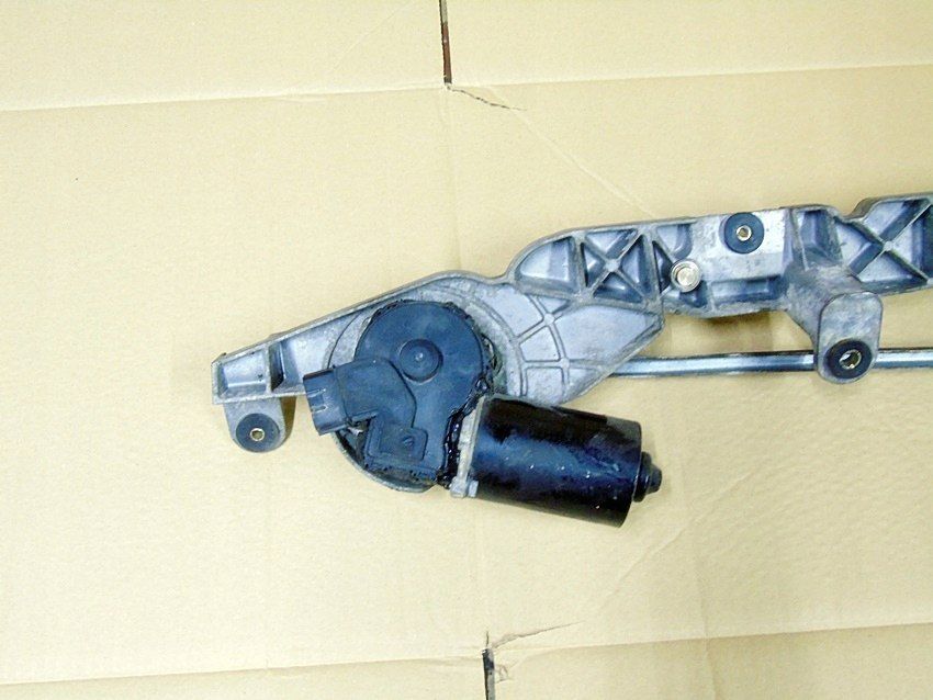 Mechanizm Silnik Wycieraczek Przód Nissan Almera Tino 2002