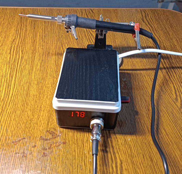 Аккумуляторная паяльная станция на ШИМ управлении. от 10 до 24 вольт.