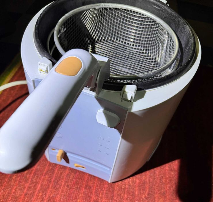 Фритюрница PHILIPS