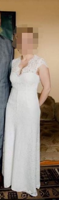 Śliczna suknia ślubna