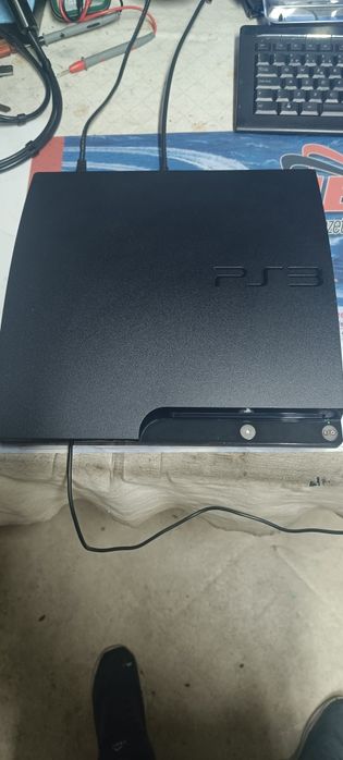 PS3 Slim 250gb desbloqueada só consola