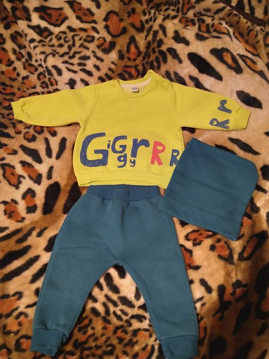 Продам детский костюм