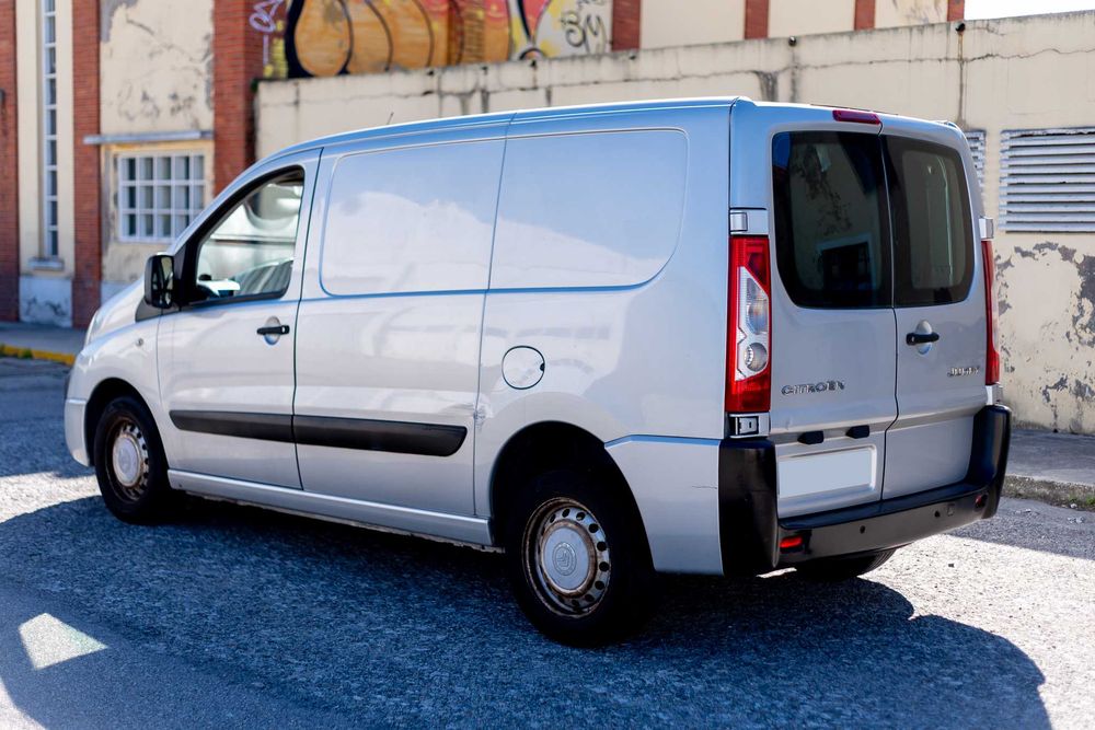 Citroën Jumpy 2.0 HDi (120cv) – O "Tanque" do Trabalho (Com GPS de Origem!)
