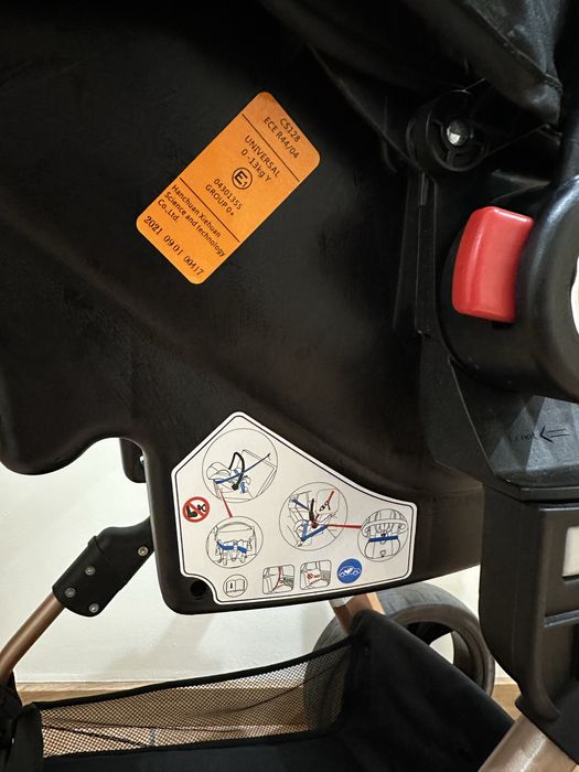 Carrinho de bebé completo