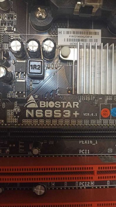 материнська плата Biostar N68S3+ з процессором Athlon II X2 250 3.0ГГц