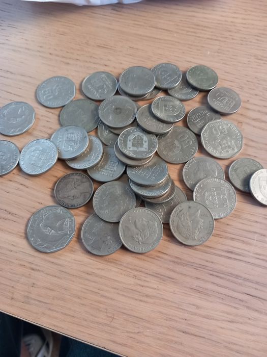 Vendo lote de moedas