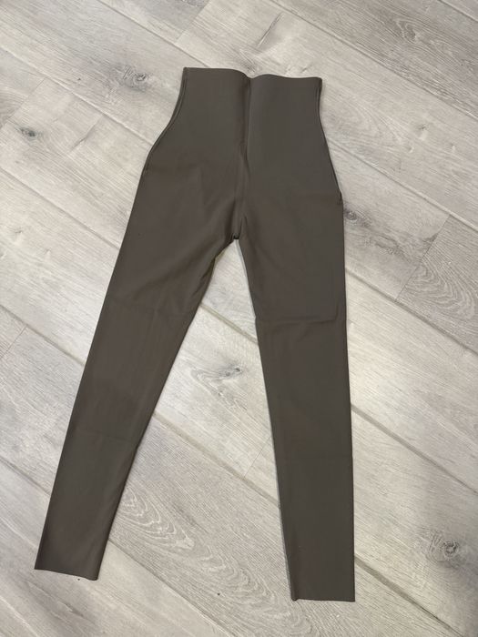 Лосіни  утягуючі з пуш-ап ефектом та з високою посадкою в талії