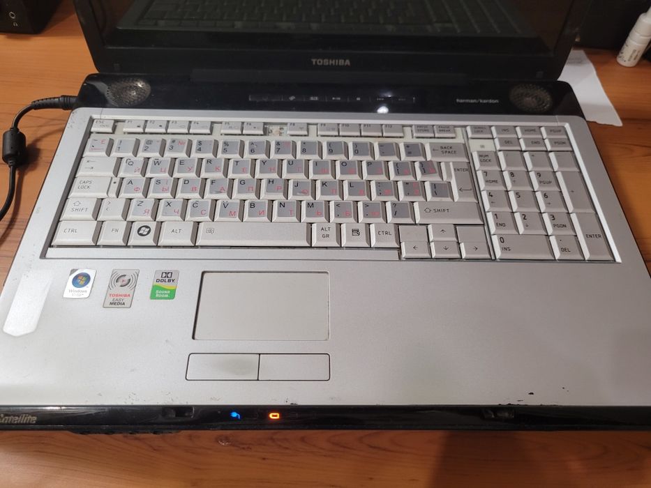 Toshiba Satellite p200d
