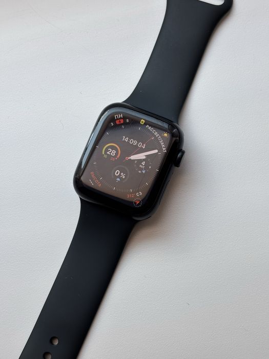 Apple Watch SE 2 44mm Midnight