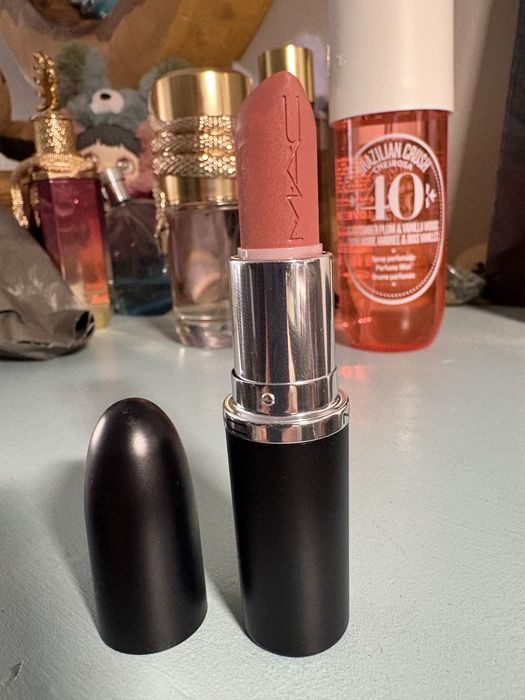 Mac Macximal matte pomadka Velvet Teddy