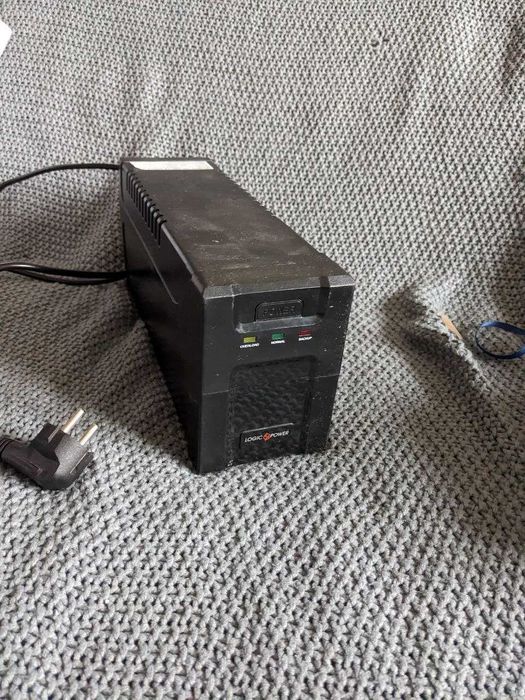 Джерело безперебійного живлення LogicPower LP 600VA-P
