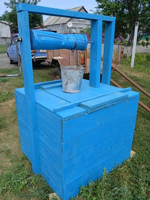 собачі будки вуличний туалет будиночок для колодязя