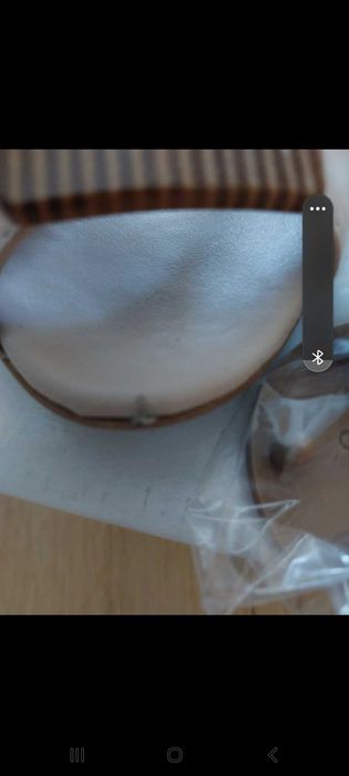 Bezowe sandalki skórzane