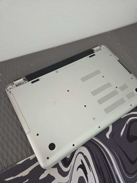 Laptop HP Pavilion 17 / 17 cali / dotyk /SSD / 16GB RAM / sprawna bateria