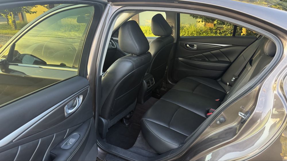 Infiniti Q50 2.0 t