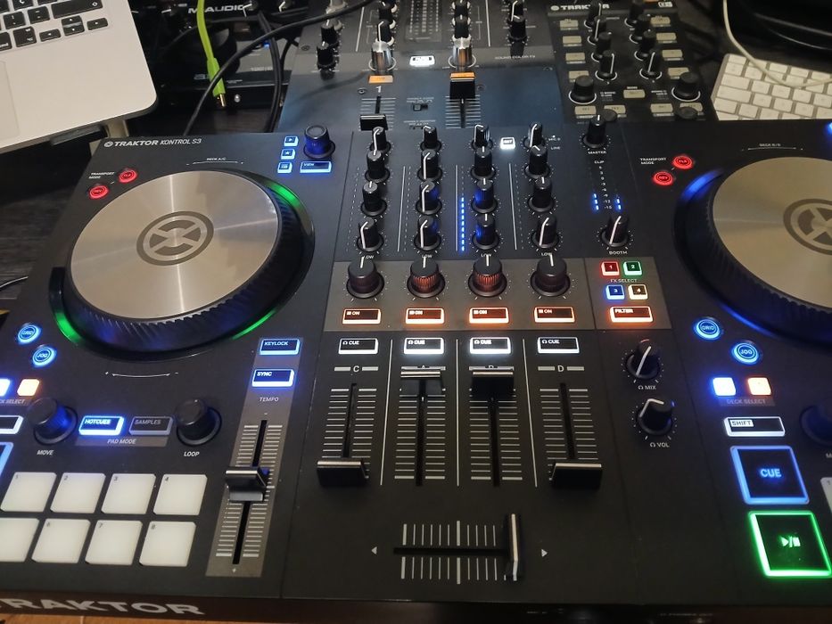 Controlador Native instruments S3