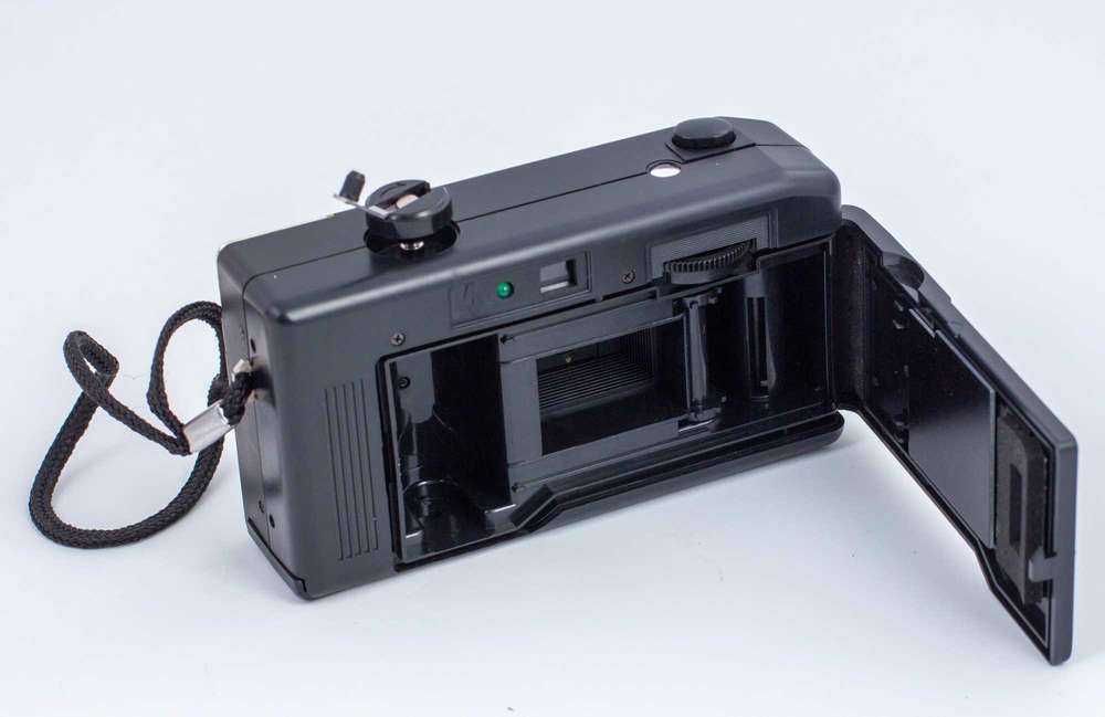 Camera analogica, de rolo, NOVA, na caixa