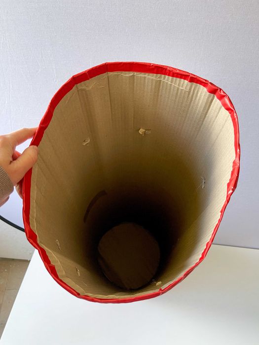 Велика упаковка Pringles 1 м — реквізит для зйомок, свят — без чіпсів