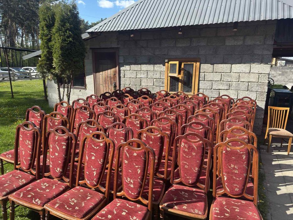 Продам , стільці дубові 64шт