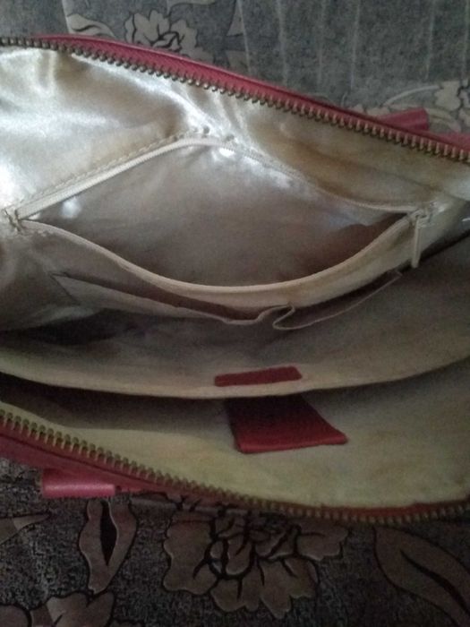 Продам  женскую сумку