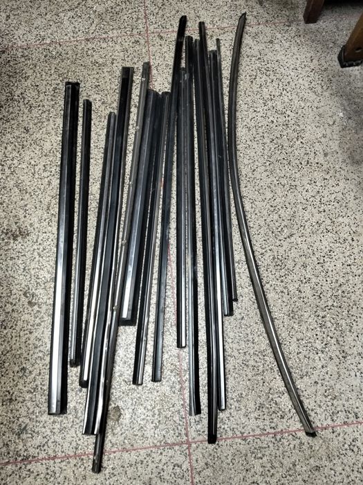 Material automóvel antigo