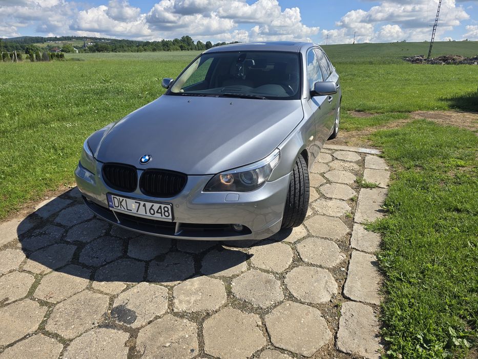 BMW 5 E60 3.0       .