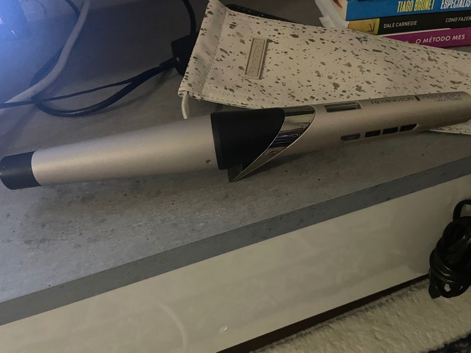 Modelador REMINGTON  150 A 230 ºC - 5 Níveis de Temperatura)