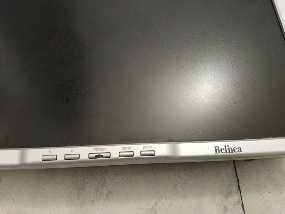 Monitor LCD Belnea 19 Polegadas Widescreen (Modelo 1925 S1W / BT10003) - Para Peças