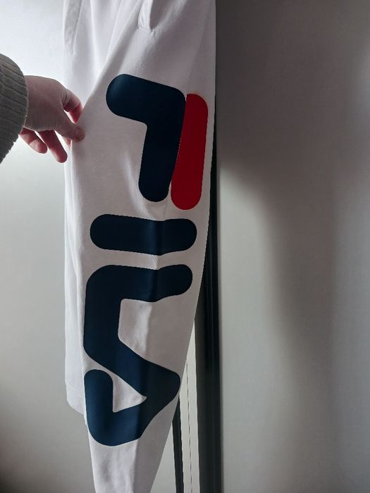 Białe spodnie dresowe Fila rozm. XS