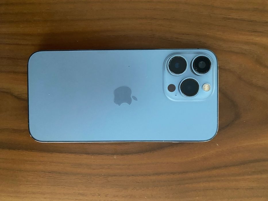 iPhone 13 Pro bateria nova