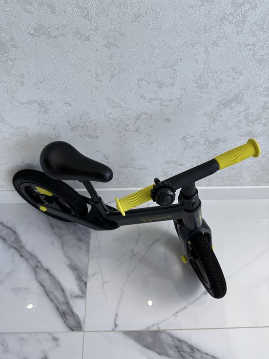 Біговел Kinderkraft Goswift