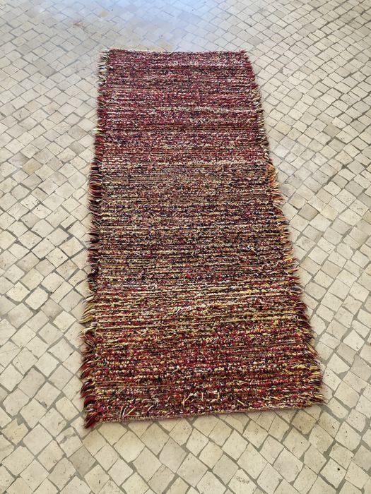 Tapete artesanal multicorido, com franja- NOVO