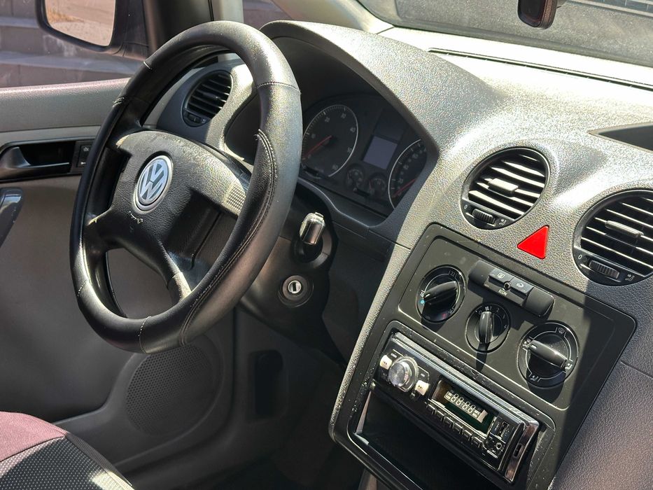 Продам VOLKSWAGEN Caddy пас 2005 2.0d механiка