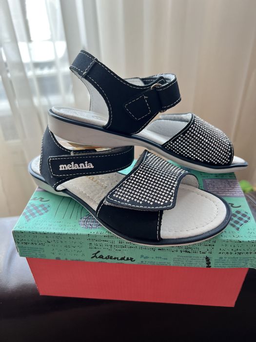 Босоніжки, босоножки Melania