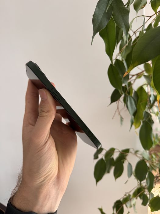 Iphone 13 stan bardzo dobry 87% baterii GWARACJA