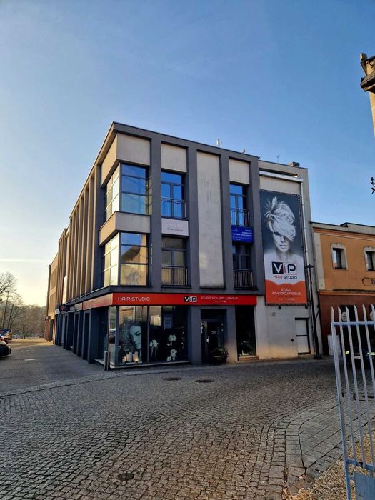 Lokal 35m do wynajęcia na parterze Wodzisław Śląski  Mały Rynek 1 (Obok banku PKO)