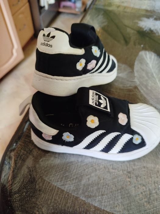 Кросівки adidas superstar