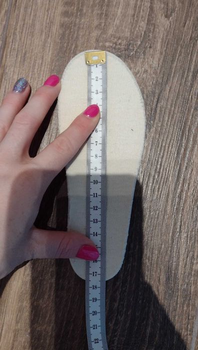 kalosze ze świecąca podeszwą rozm. 27 dł wkł. 17 cm.