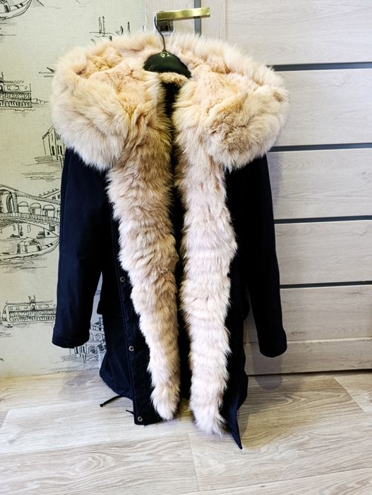 Срочно.Парка з натурального песця та кролика