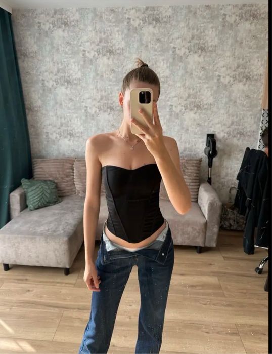 Корсет чорний на замочку xs