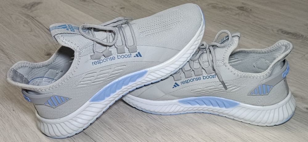 ADIDAS кросівки (44 розмір)