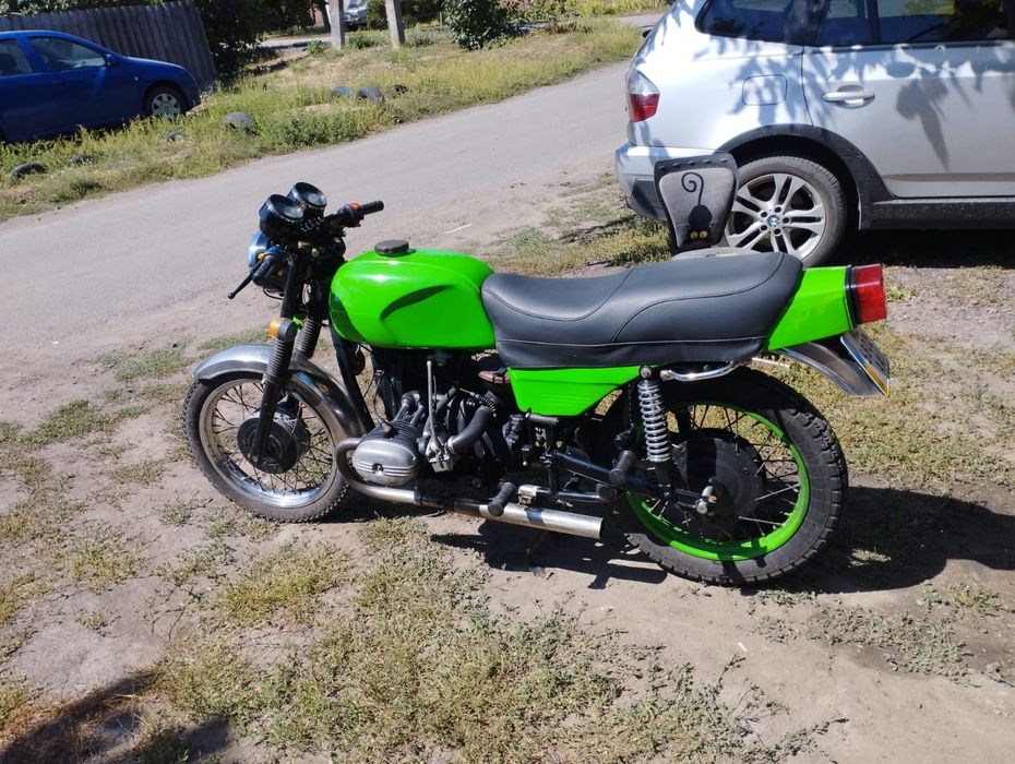 Продам мотоцикл Урал М-6736