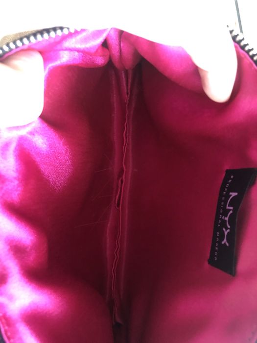 Косметичка NYX новая